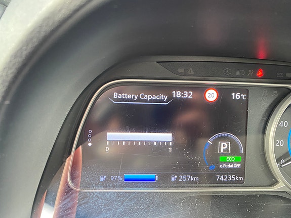 Nissan Leaf 20 of 21