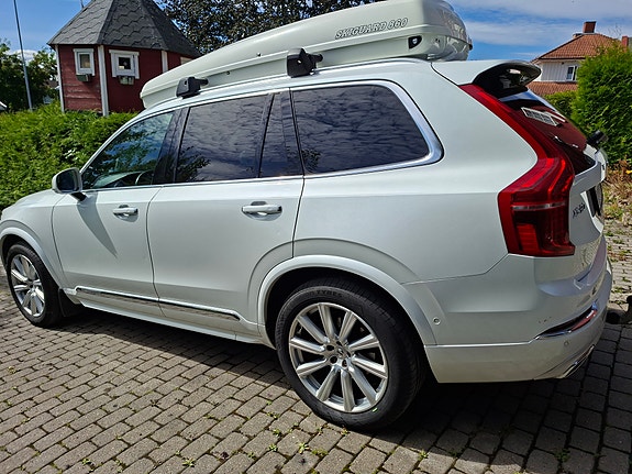 Volvo XC90 4 of 5