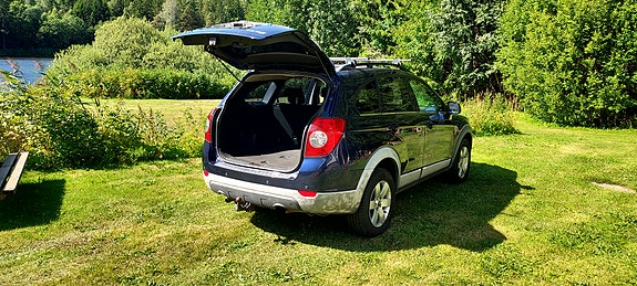 Chevrolet Captiva 2 of 5