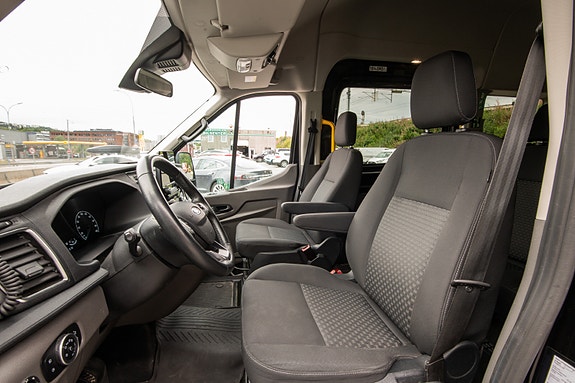 Ford Transit 14 of 30