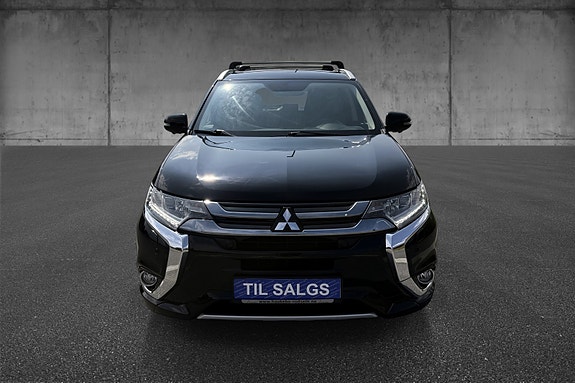 Mitsubishi Outlander 4 of 5