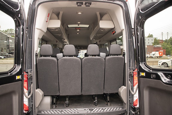 Ford Transit 2,0TDCi 170HK Aut 17-Seter/EL.Skyvedør/ACC/Webasto/Kamera/Krok/Xenon/LAZER++ 10 of 30