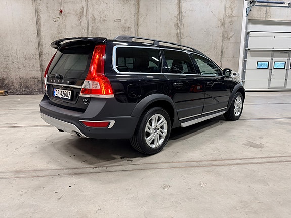 Volvo XC70 3 of 5