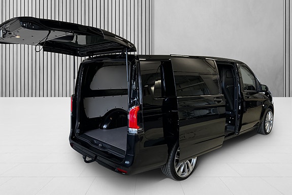 Mercedes-Benz Vito 119 9 of 30