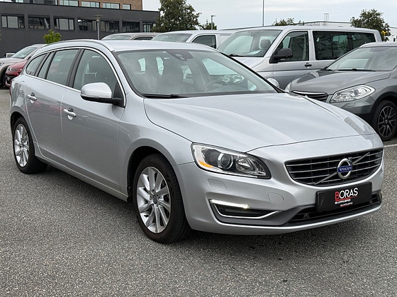 Volvo V60 3 of 5