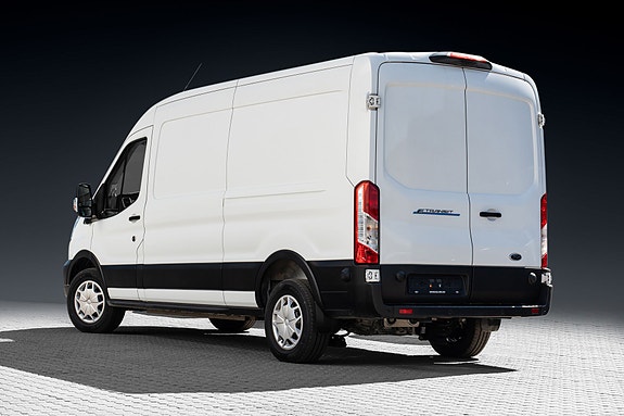 Ford Transit 5 of 5