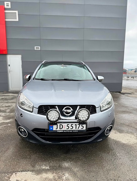 Nissan Qashqai+2 2 of 5