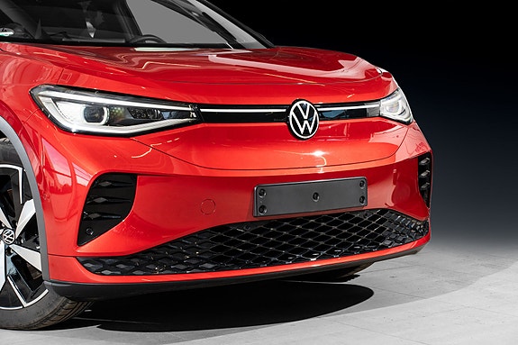 Volkswagen ID.4 GTX 3 of 5