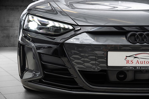 Audi e-tron GT 3 of 30