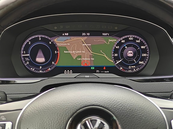 Volkswagen Passat 13 of 13