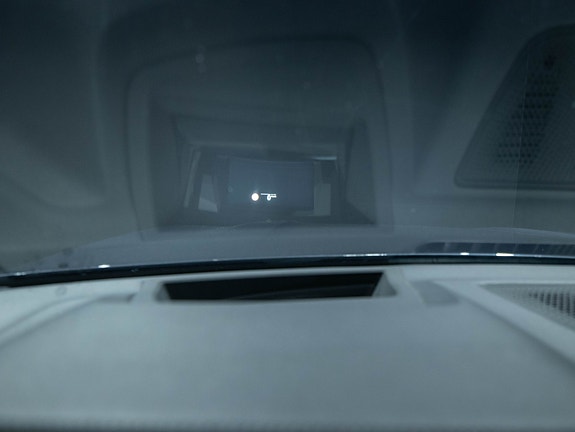 BMW X7 28 of 28