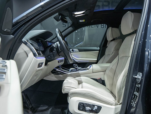 BMW X7 7 of 28