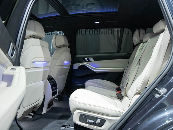 BMW X7 14 of 28