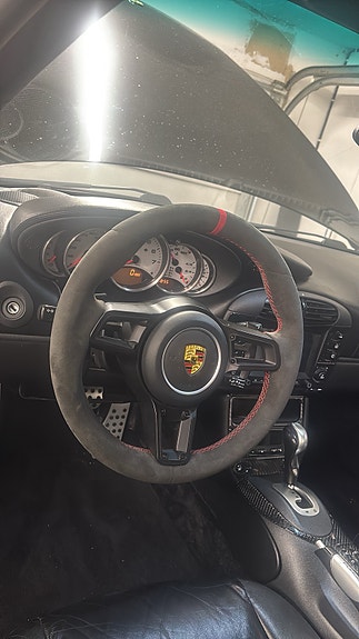 Porsche 911 Carrera 13 of 27
