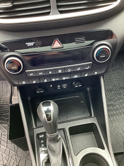 Hyundai Tucson 12 of 21