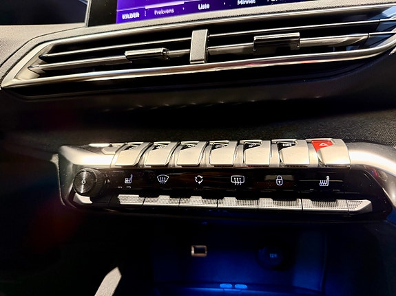 Peugeot 3008 27 of 30