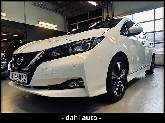 Nissan Leaf 2 of 30