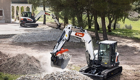 Bobcat E88 3 of 5