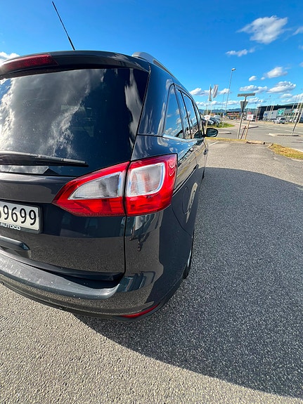 Ford Grand C-MAX 20 of 30