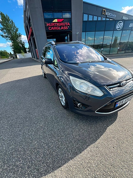 Ford Grand C-MAX 10 of 30