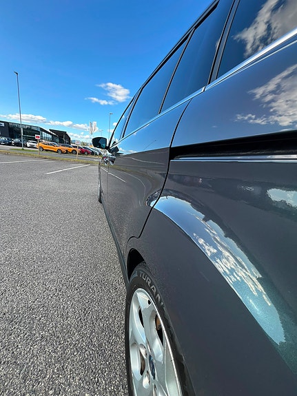 Ford Grand C-MAX 27 of 30