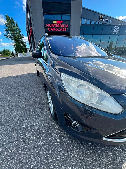 Ford Grand C-MAX 8 of 30