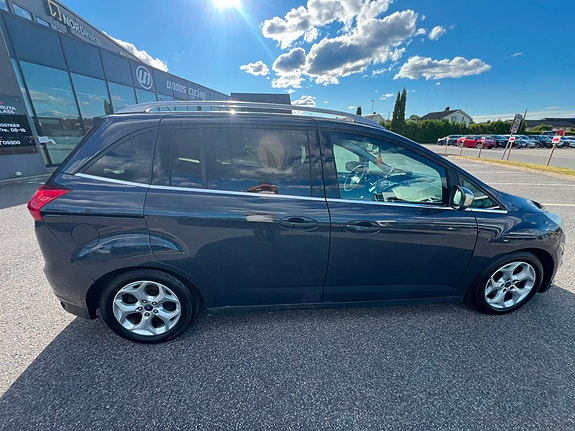 Ford Grand C-MAX 18 of 30