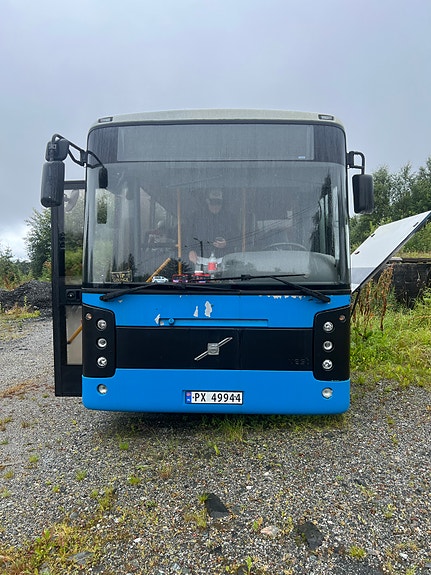 Volvo B12B Contrast 3 of 17