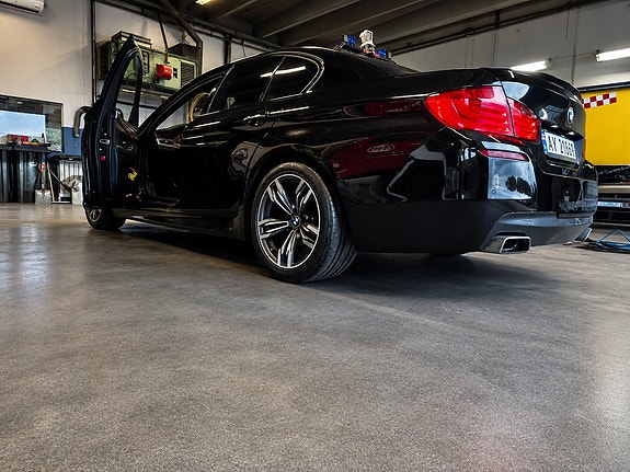 BMW 2 of 5