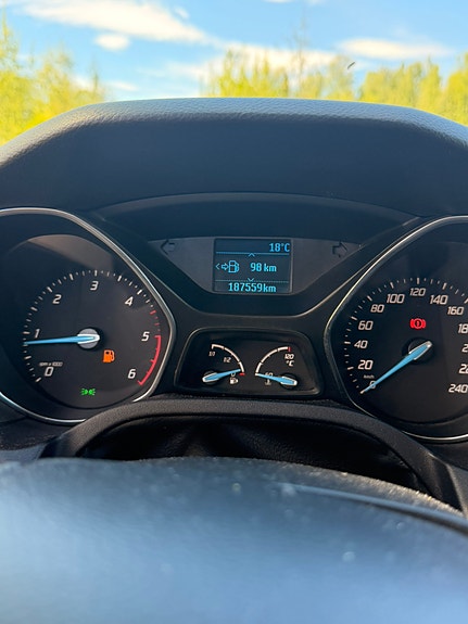 Ford Focus 7 of 16