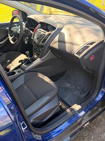 Ford Focus 13 of 16