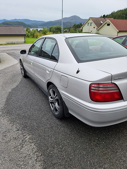 Honda Accord 4 of 5