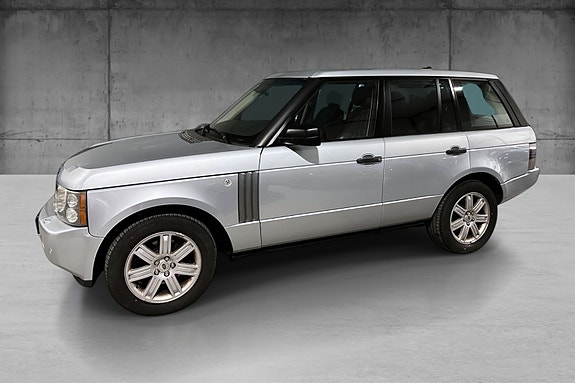 Land Rover Range Rover 2 of 5