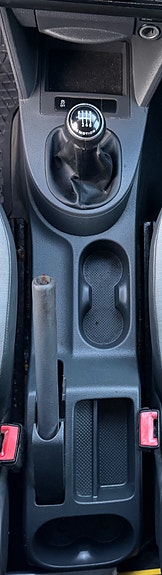 Volkswagen Caddy Maxi 28 of 30