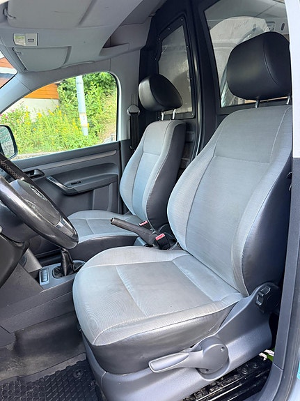 Volkswagen Caddy Maxi 15 of 30
