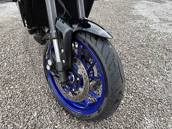 Yamaha MT-09 9 of 17