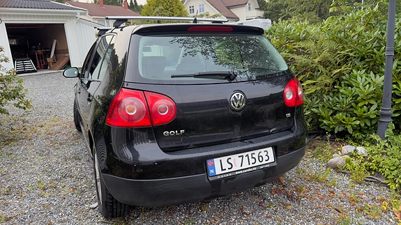 Volkswagen Golf V 9 of 19