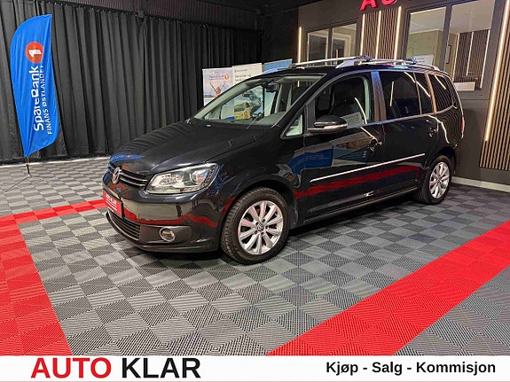 Volkswagen Touran 2 of 5