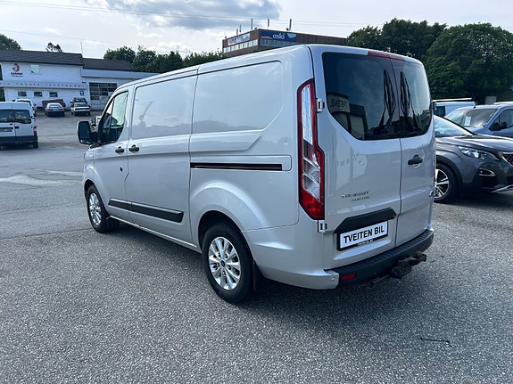 Ford Transit Custom 3 of 5