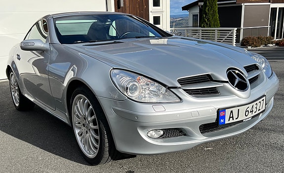 Mercedes-Benz SLK200 30 of 30