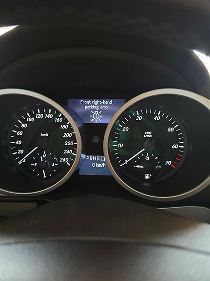 Mercedes-Benz SLK200 9 of 30