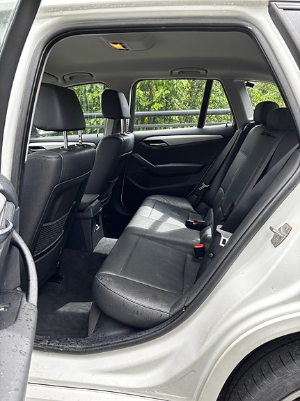 BMW X1 20 of 28