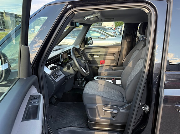 Volkswagen ID. Buzz 13 of 15