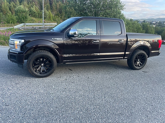 Ford F-150 2 of 5