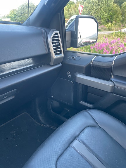 Ford F-150 17 of 28