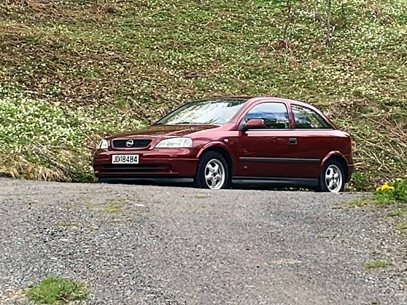 Opel Astra 4 of 5