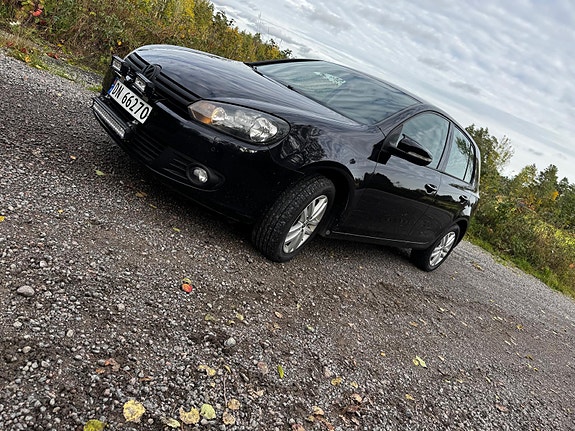 Volkswagen Golf VI 2 of 5