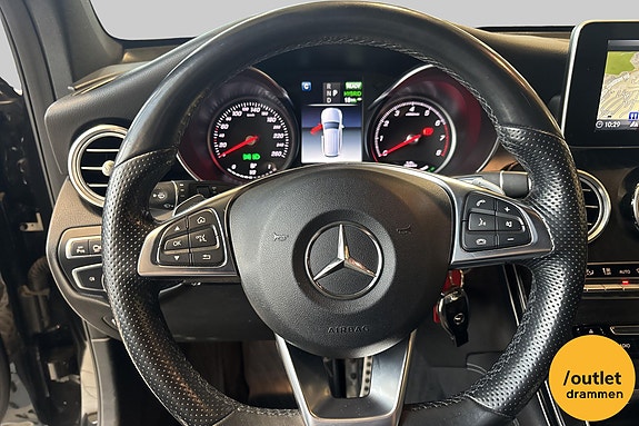 Mercedes-Benz GLC350 e 16 of 19