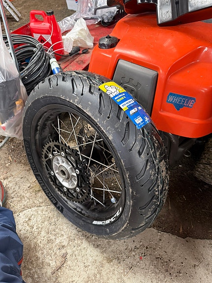 KTM 690 SMC R 7 of 21
