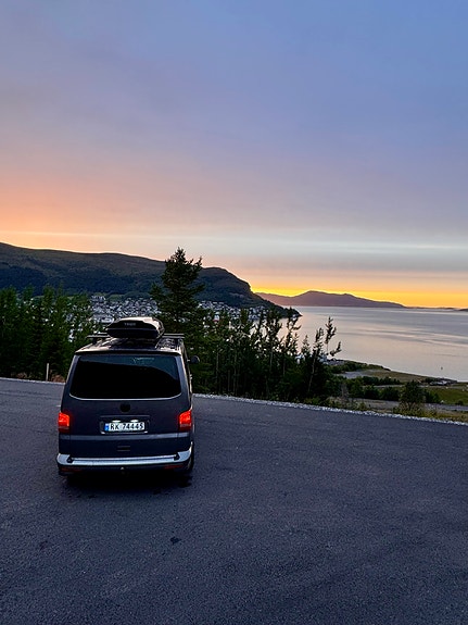 Volkswagen Multivan 14 of 30